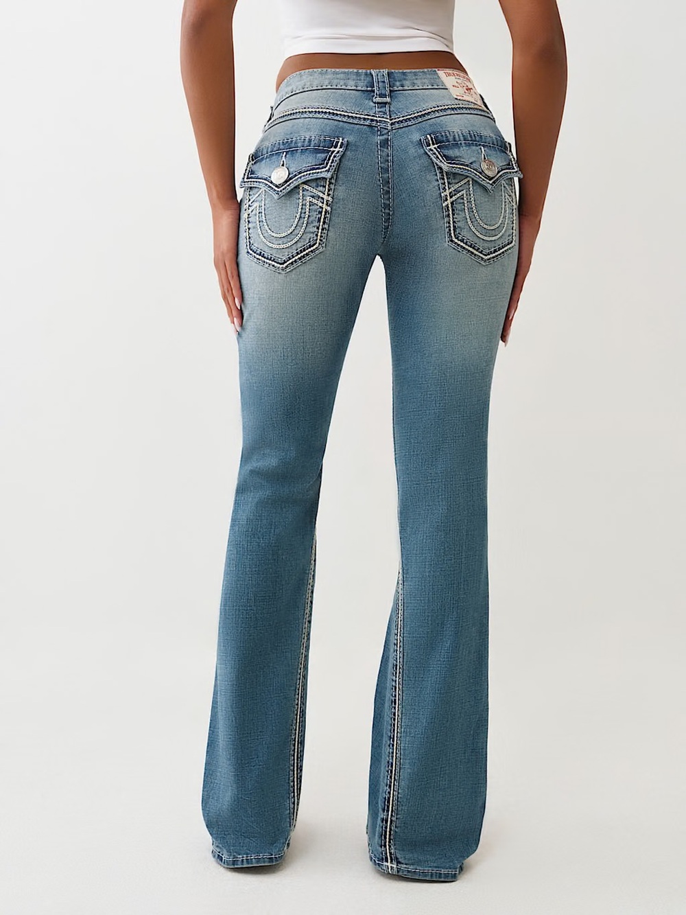 True Religion - Picture 4 of 9